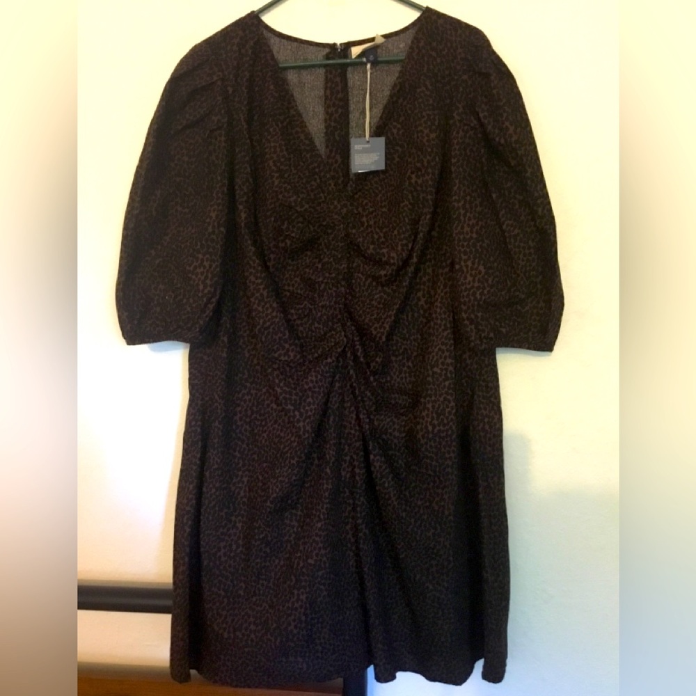 Universal Thread animal print dress with puffy sleeves